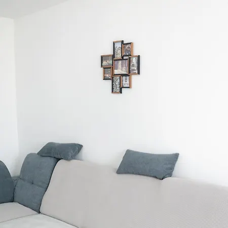 Cozy And Modern Luce * زادار