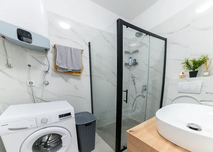 Cozy And Modern Luce Διαμέρισμα *