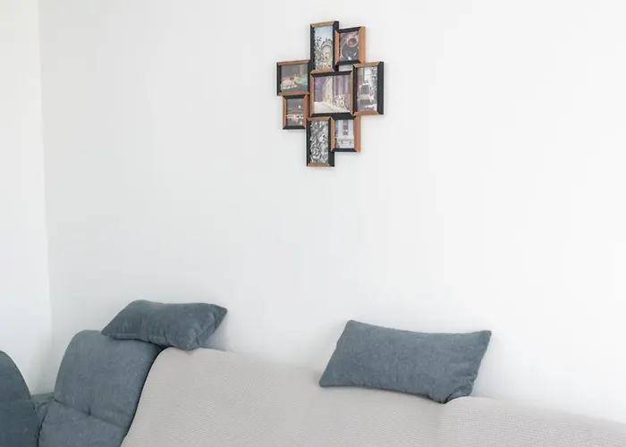 Cozy And Modern Luce * Ζαντάρ